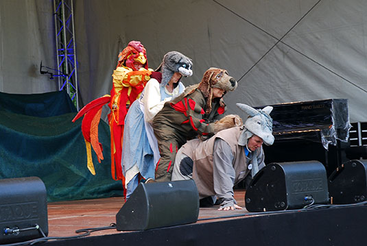 Theater INTERAKTIWo sprang für die Kinderkantorei ein. Theater INTERAKTIWo sprang für die Kinderkantorei ein.